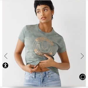 New True Religion Women's Foil Horseshoe Seal Crew Neck Tee